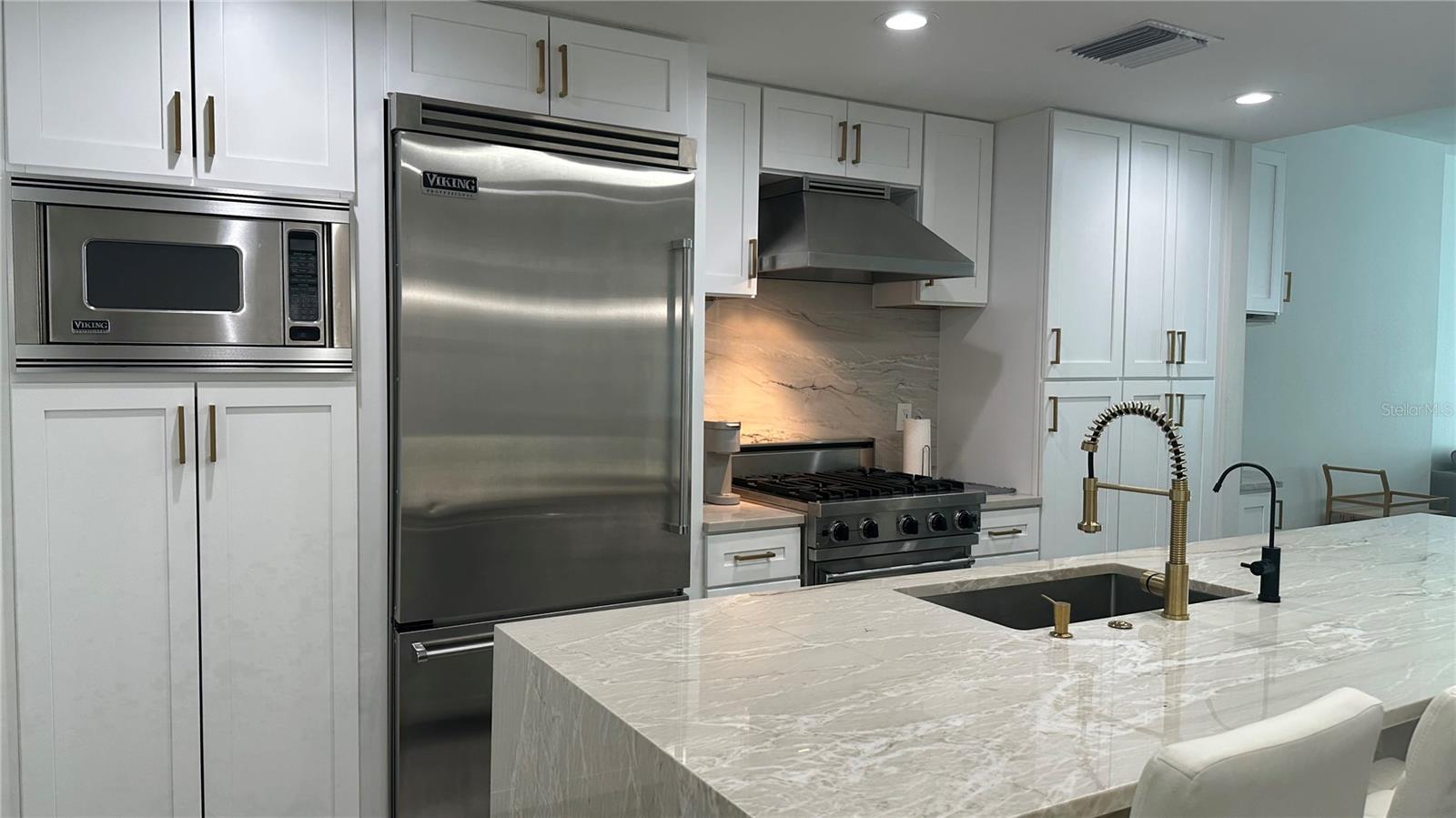 Image 2 of 32 For 1120 Kennedy Boulevard 926