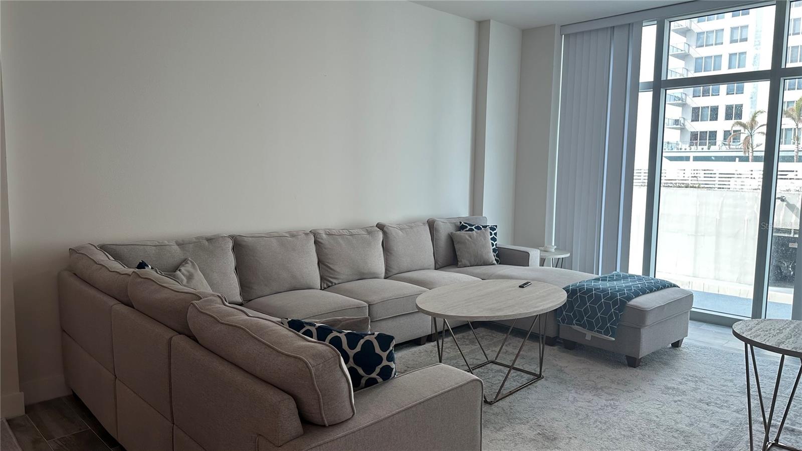 Image 9 of 32 For 1120 Kennedy Boulevard 926