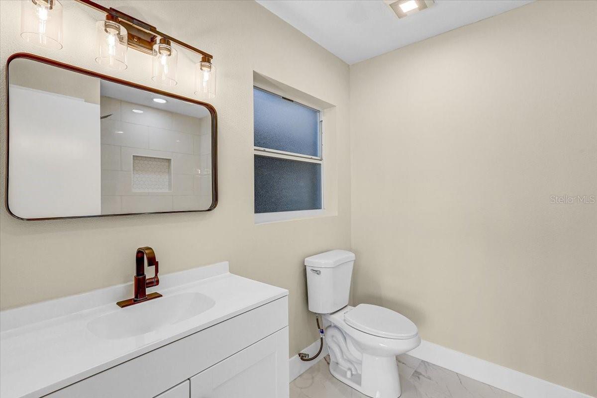 Image 22 of 68 For 2201 Riverview Boulevard