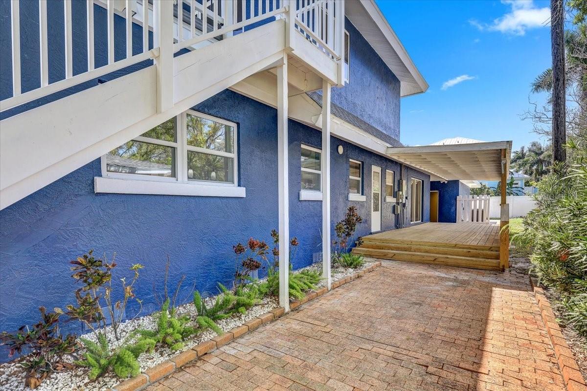 Image 42 of 68 For 2201 Riverview Boulevard