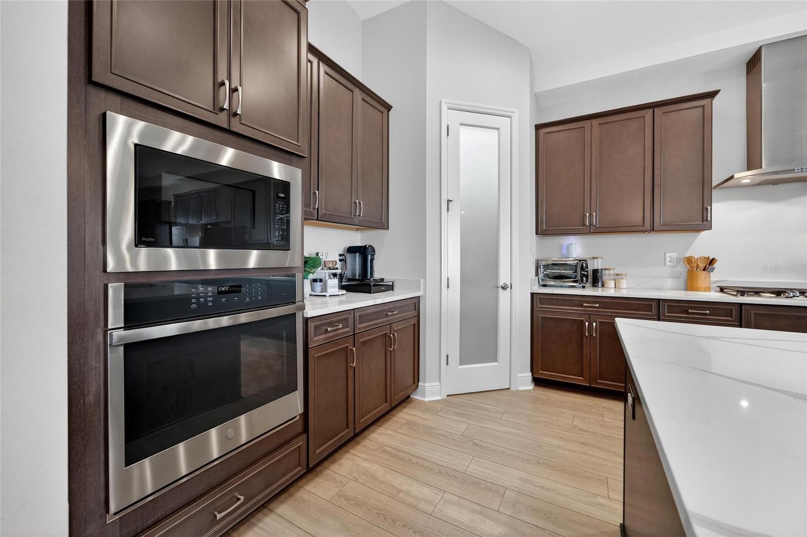 Image 13 of 62 For 5604 Wayfarer Avenue