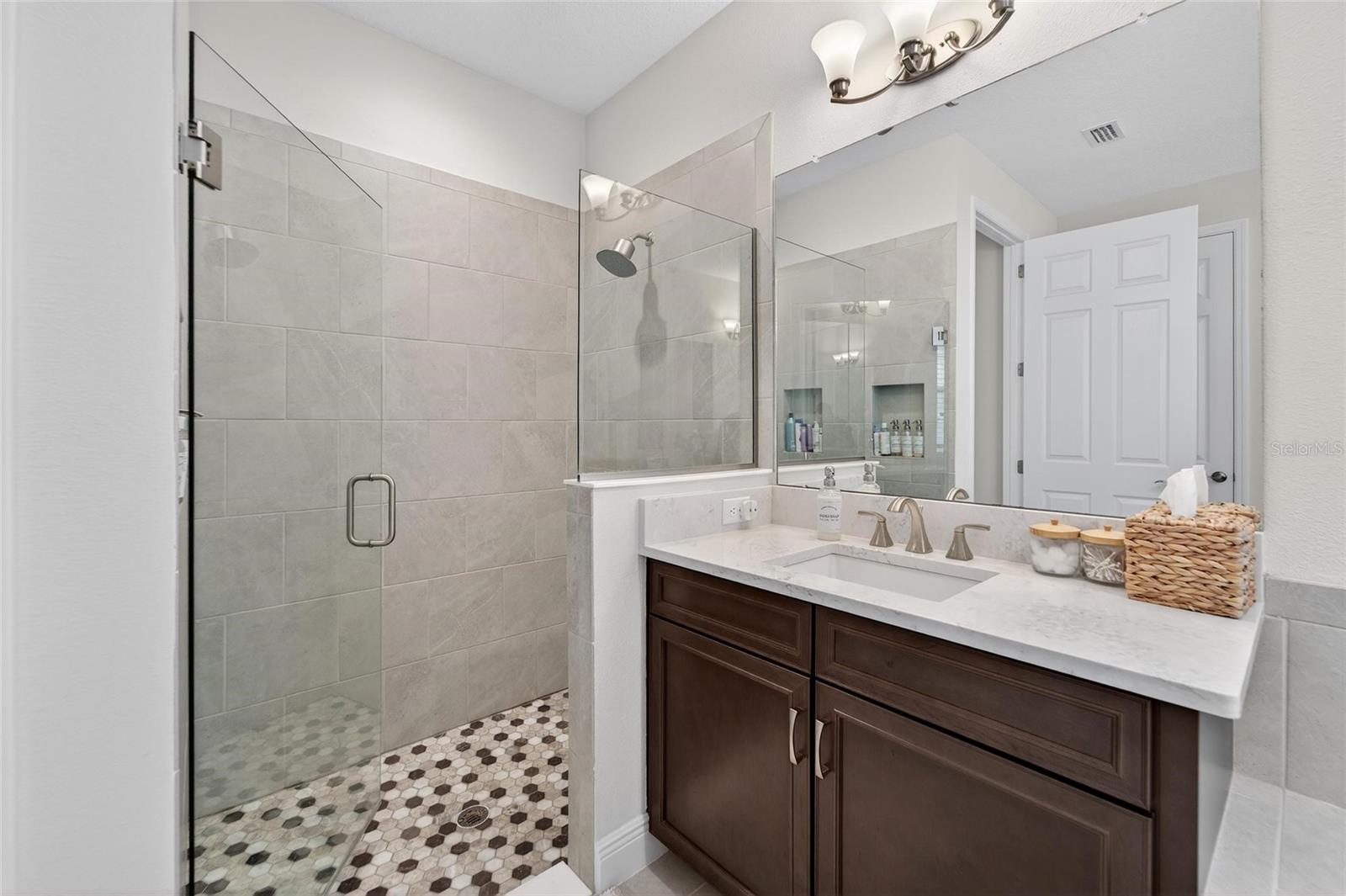 Image 20 of 62 For 5604 Wayfarer Avenue