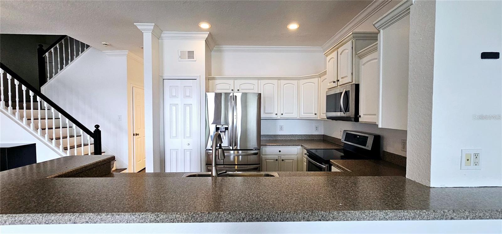 Image 5 of 43 For 8211 118th Avenue