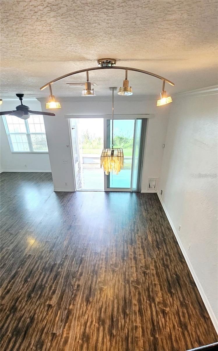 Image 7 of 43 For 8211 118th Avenue