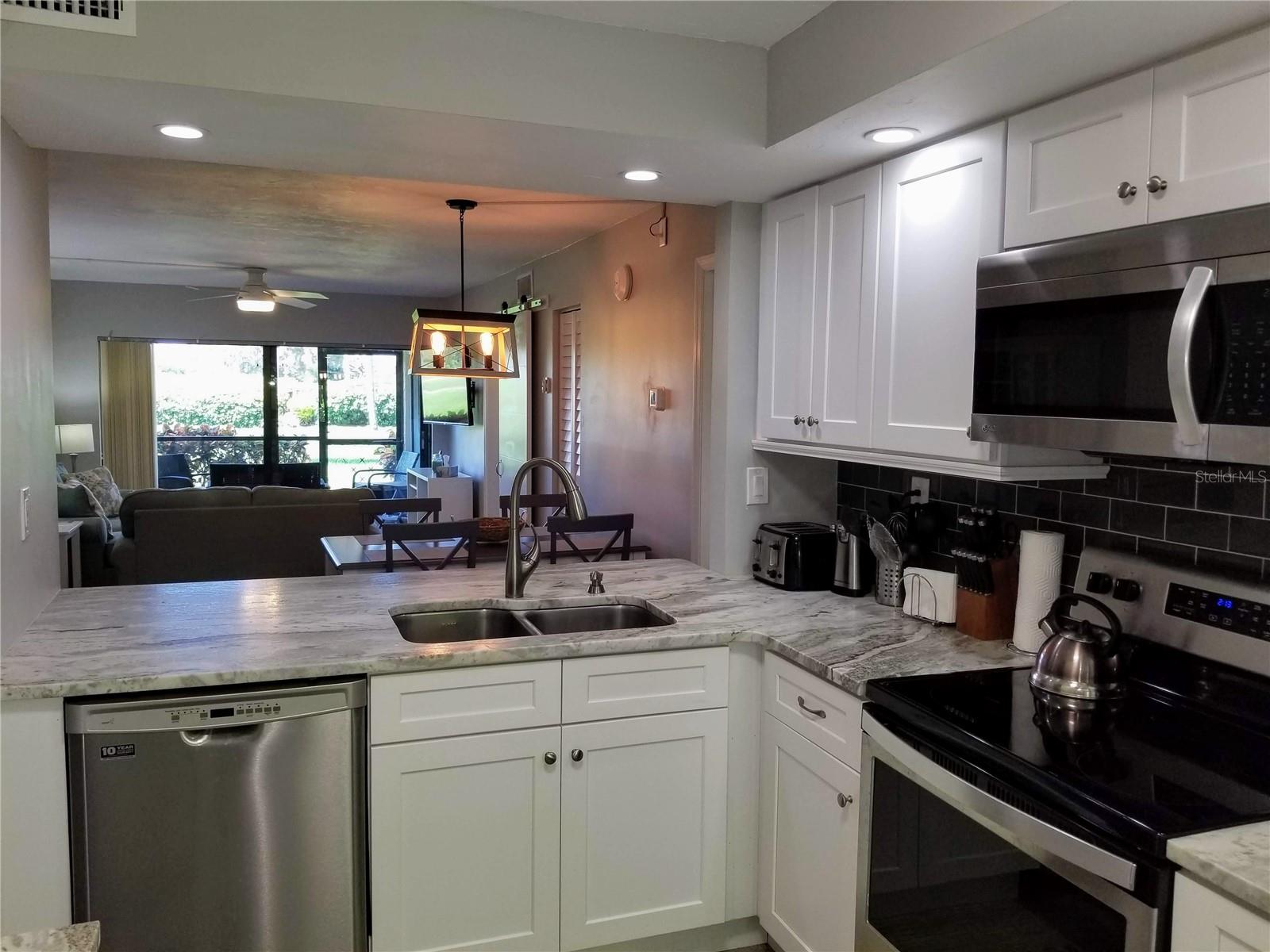 Image 11 of 36 For 6219 Palma Del Mar Boulevard S 112