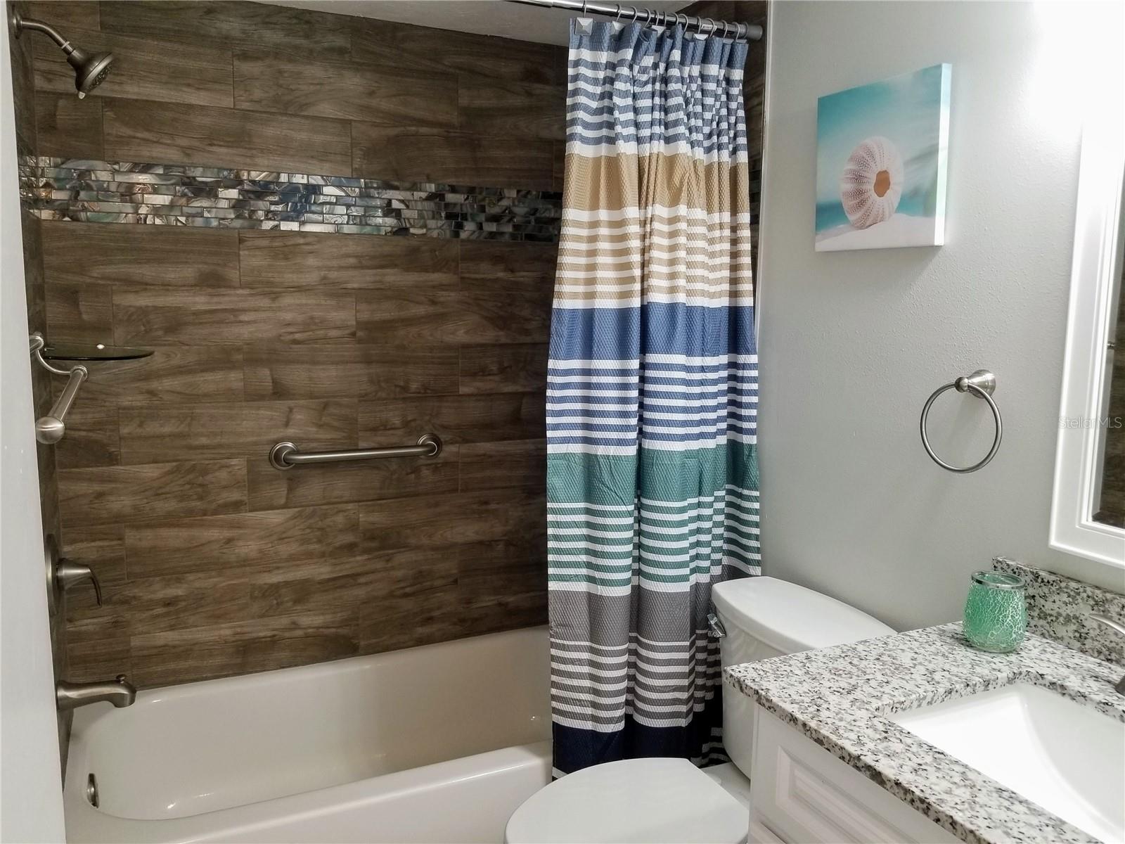 Image 18 of 36 For 6219 Palma Del Mar Boulevard S 112