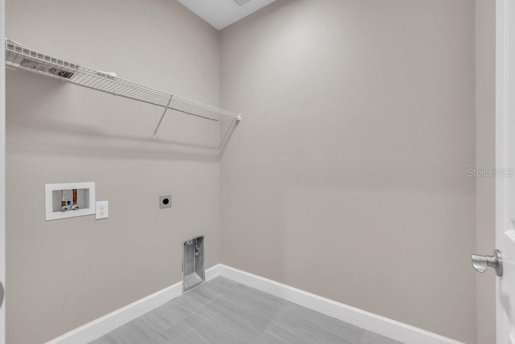 Image 21 of 33 For 16858 Dorman Road