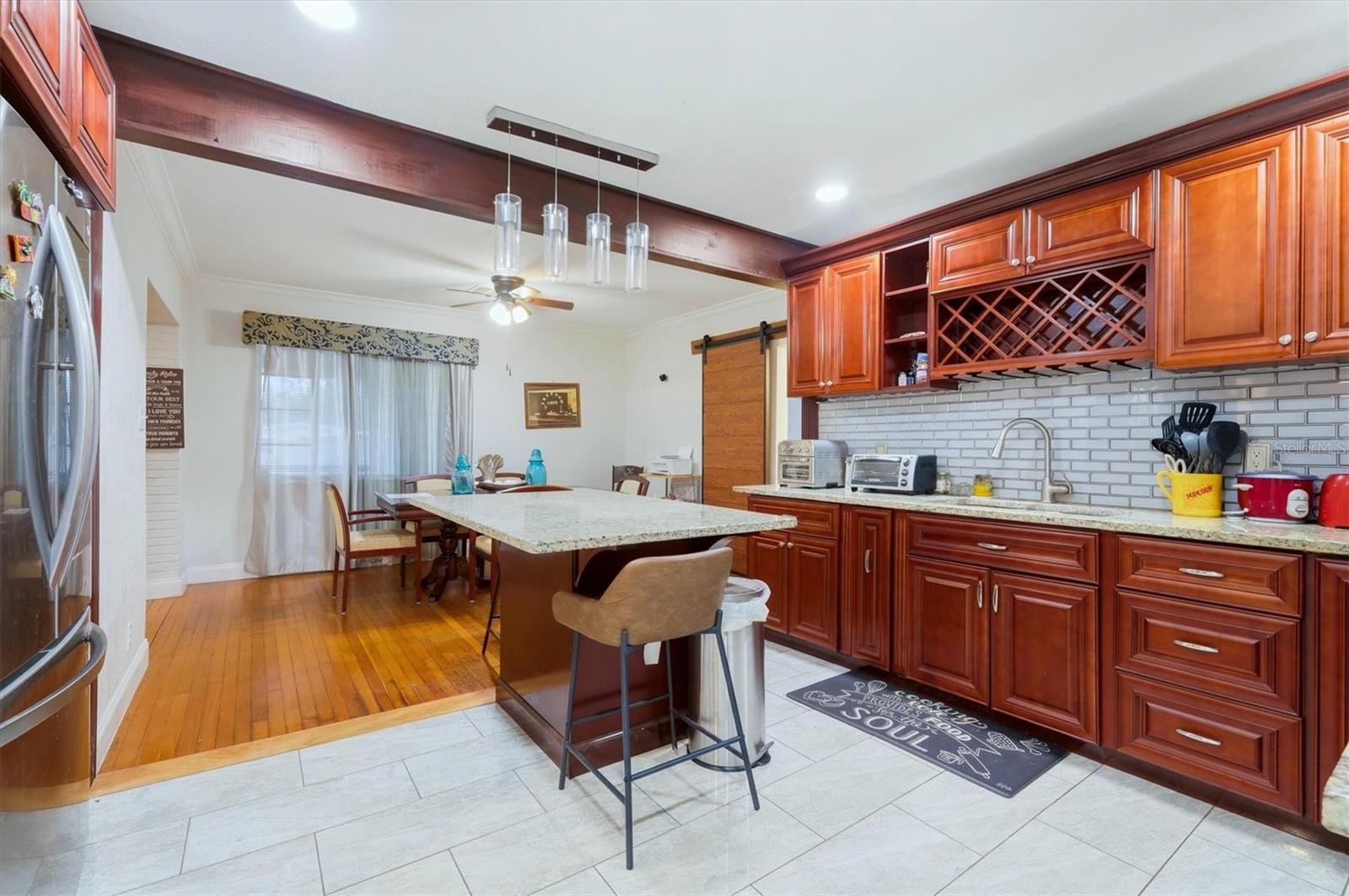 Image 18 of 38 For 7096 54th Avenue N