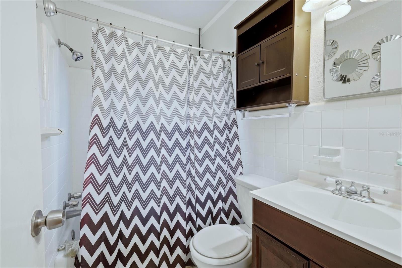 Image 23 of 38 For 7096 54th Avenue N