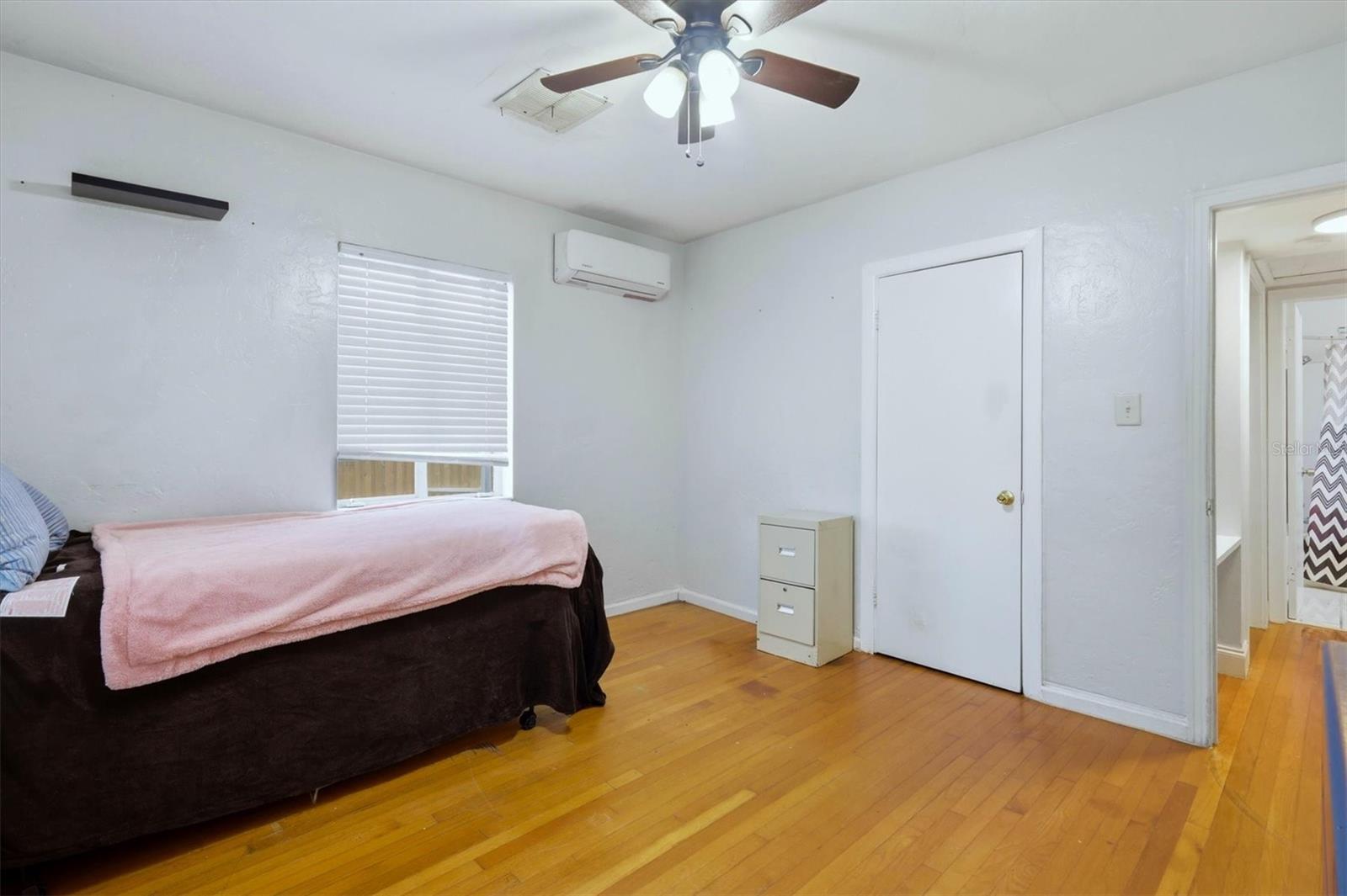 Image 24 of 38 For 7096 54th Avenue N