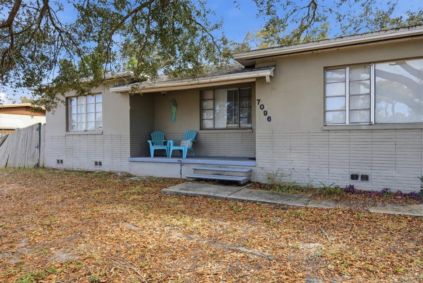 Image 4 of 38 For 7096 54th Avenue N