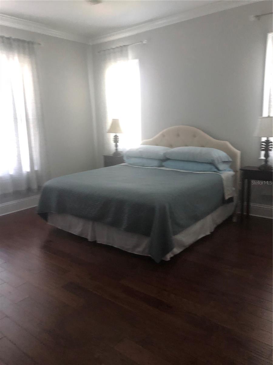 Image 10 of 21 For 4019 El Prado Boulevard