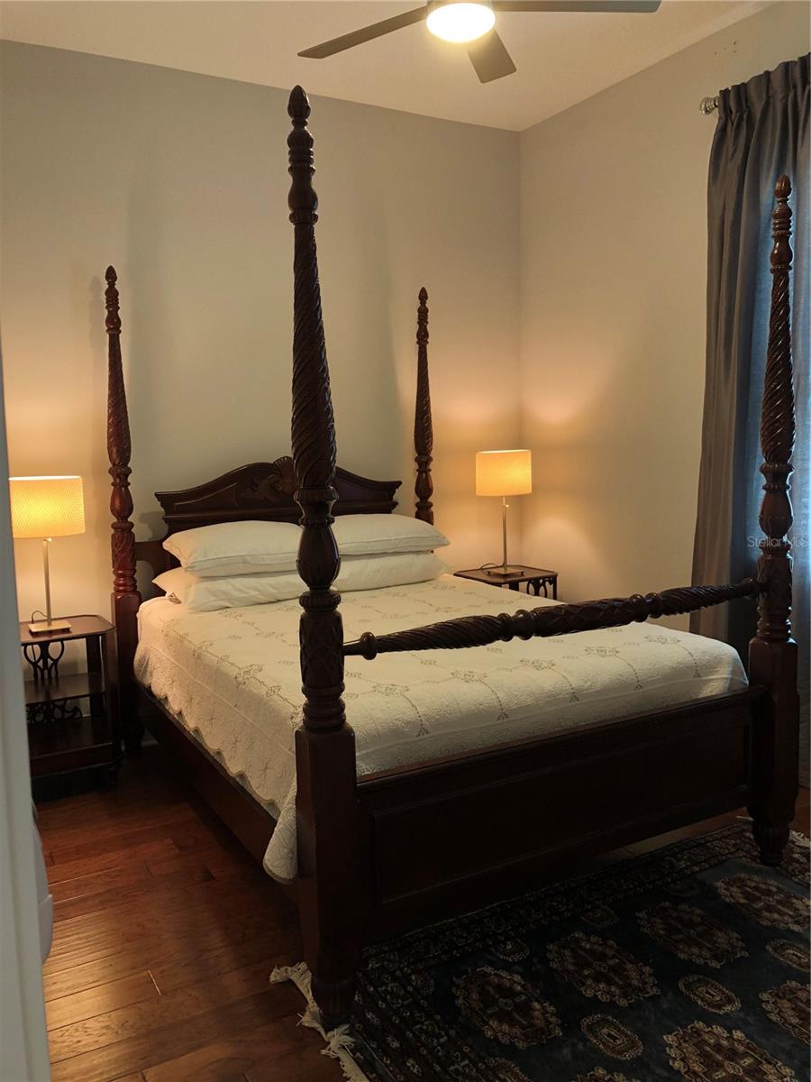 Image 13 of 21 For 4019 El Prado Boulevard