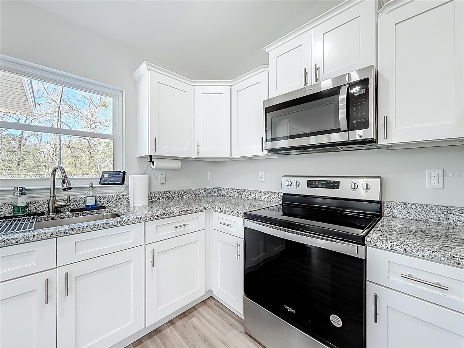 Image 17 of 54 For 1350 Manchester Drive