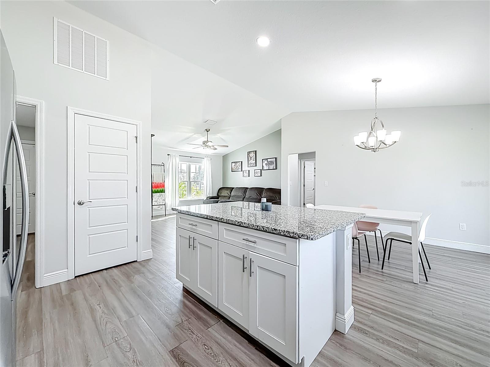 Image 18 of 54 For 1350 Manchester Drive