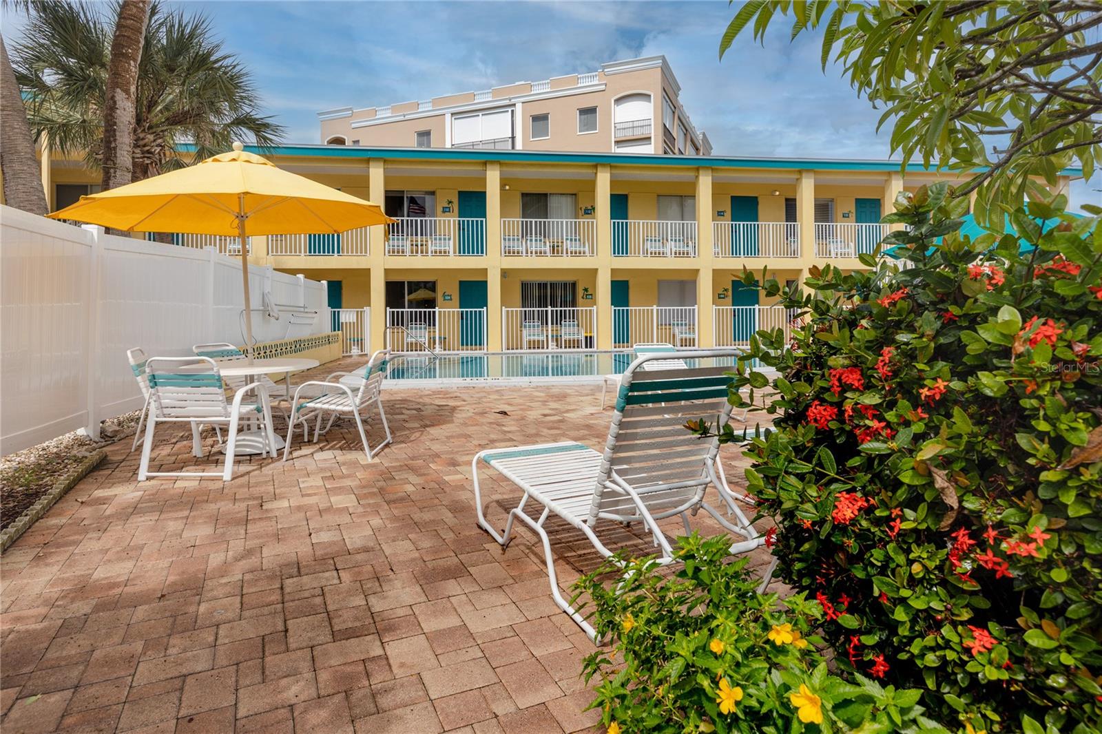 Image 27 of 49 For 282 Treasure Island Causeway 12