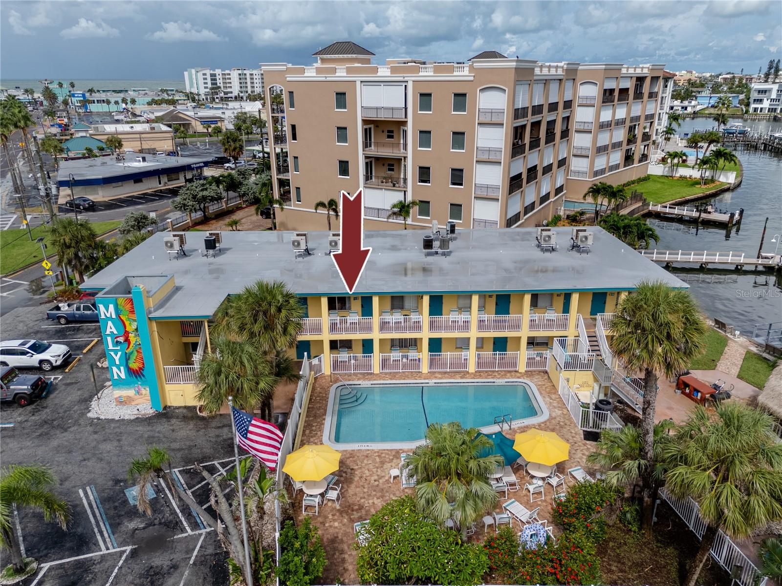 Image 3 of 49 For 282 Treasure Island Causeway 12