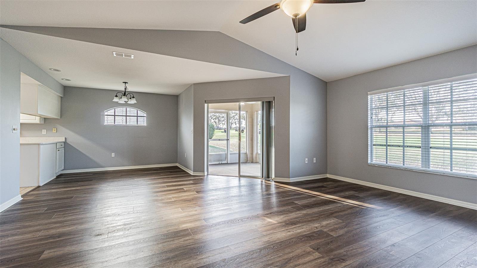 Image 13 of 88 For 11048 Moshie Lane