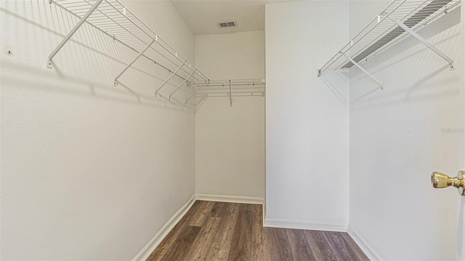 Image 20 of 88 For 11048 Moshie Lane