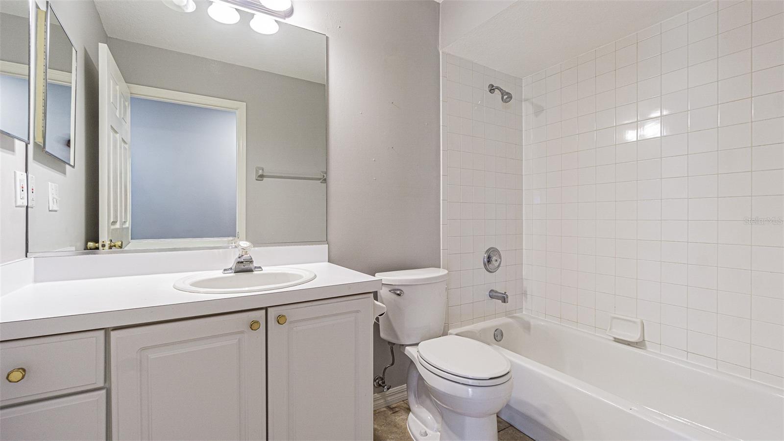 Image 24 of 88 For 11048 Moshie Lane