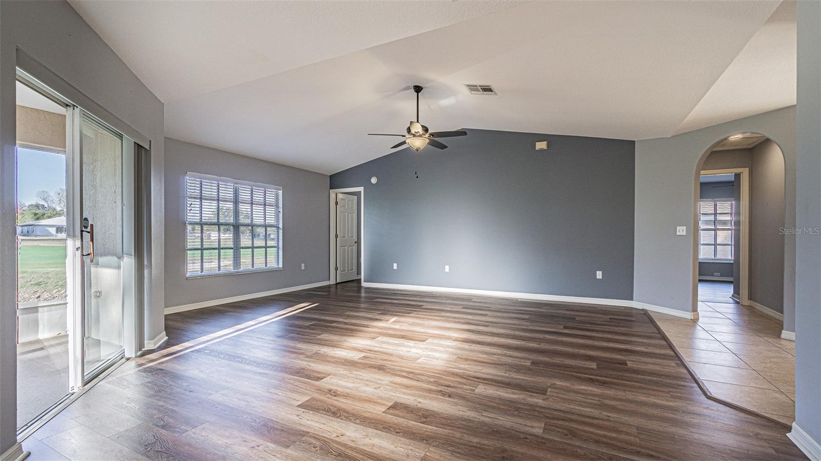 Image 9 of 88 For 11048 Moshie Lane