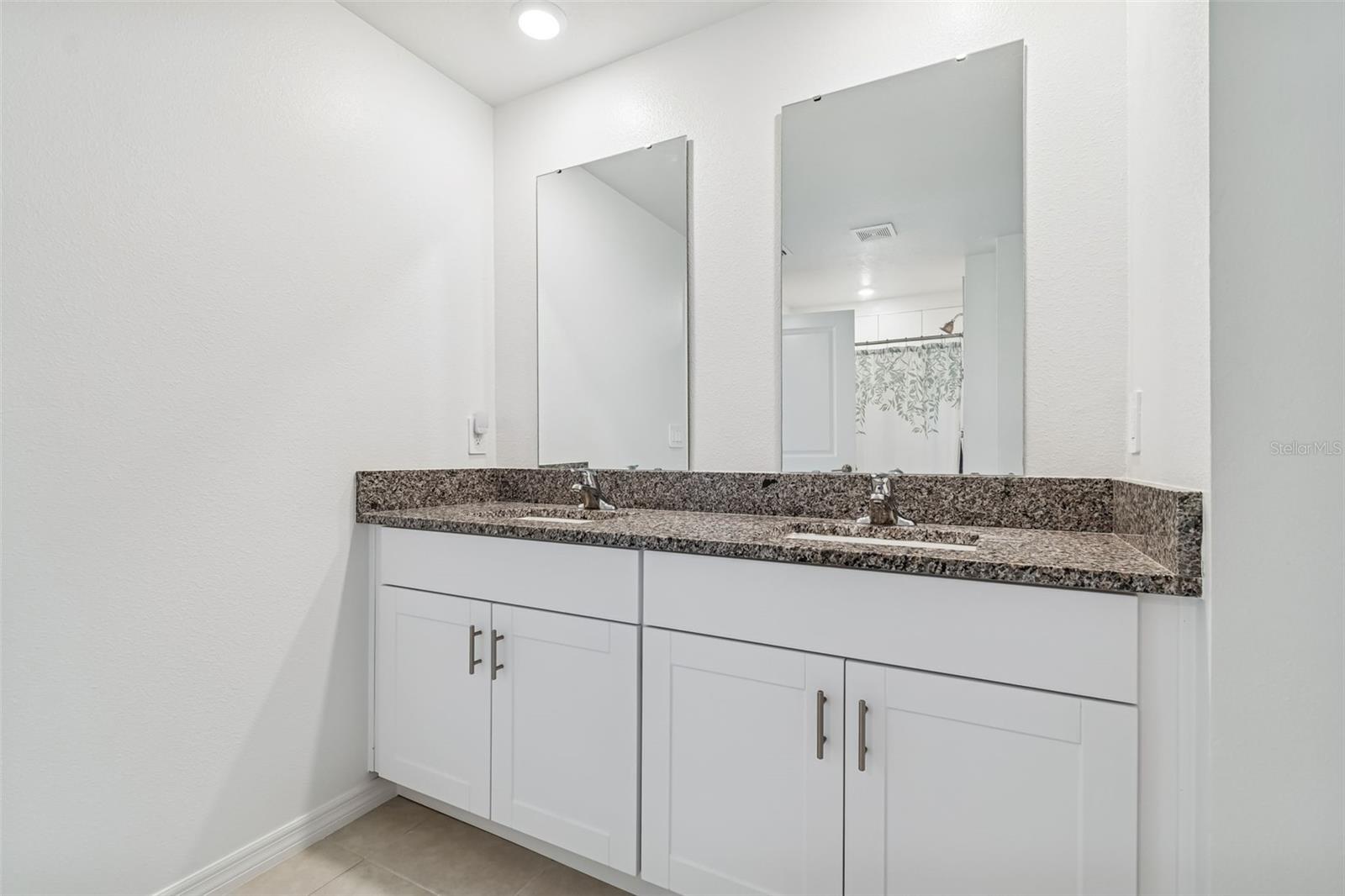 Image 15 of 35 For 4530 Cozy Condor Court