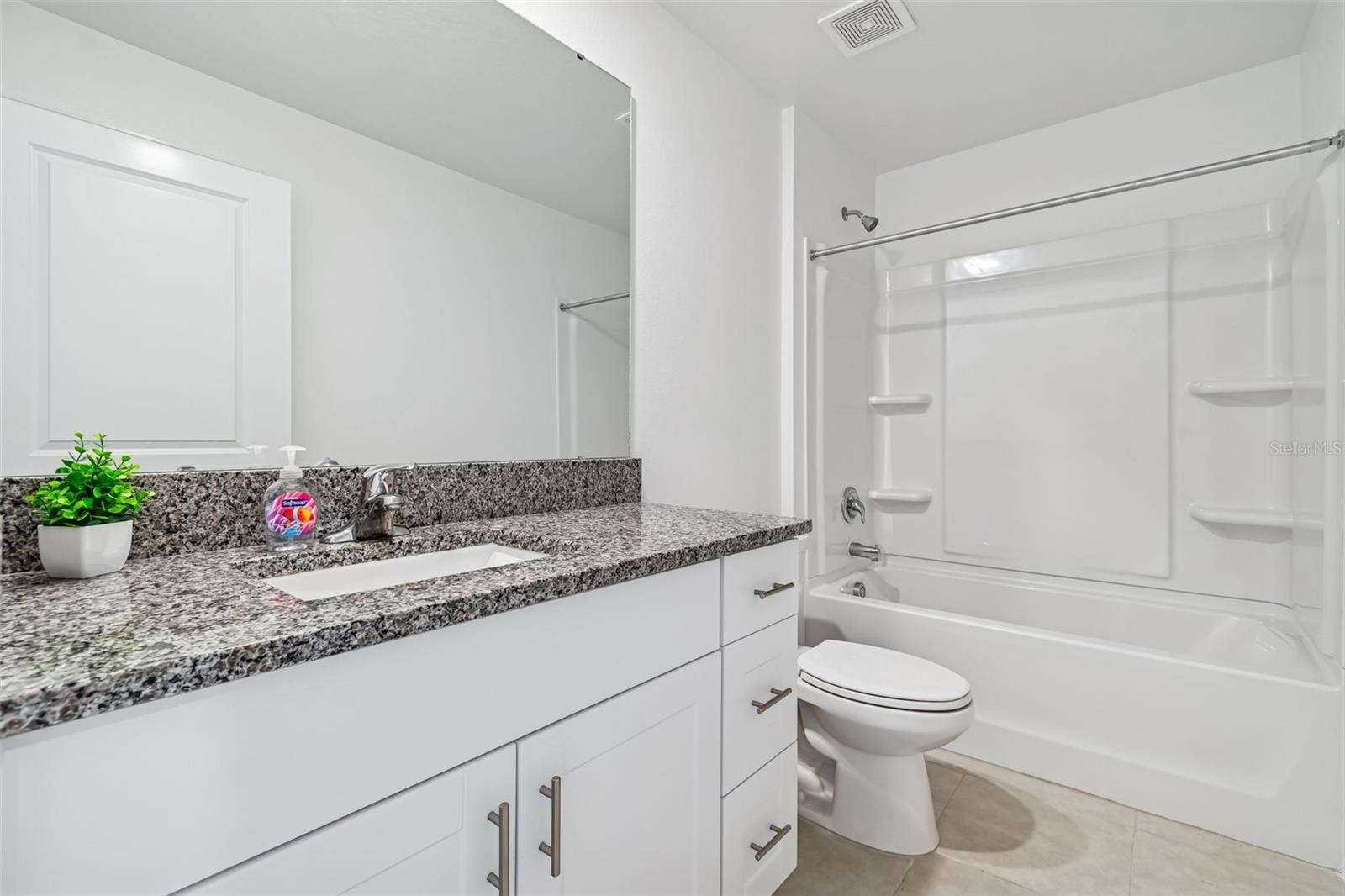 Image 21 of 35 For 4530 Cozy Condor Court