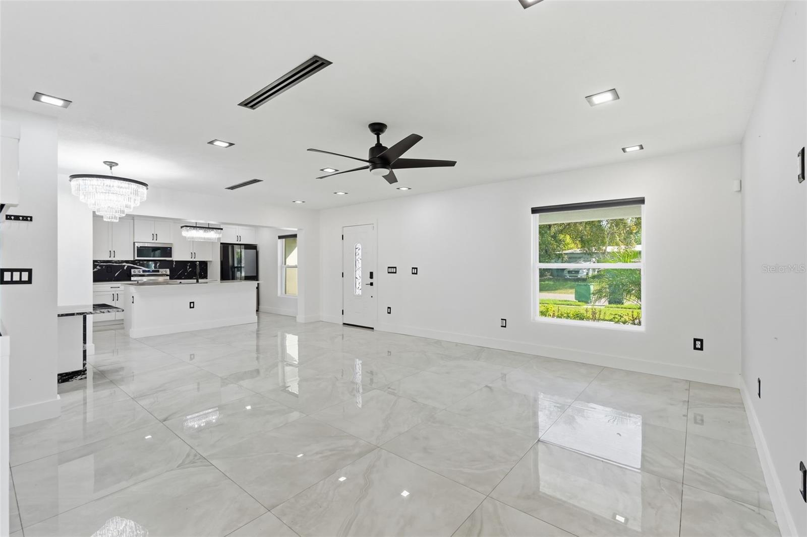 Image 10 of 50 For 10104 Dartmouth Avenue