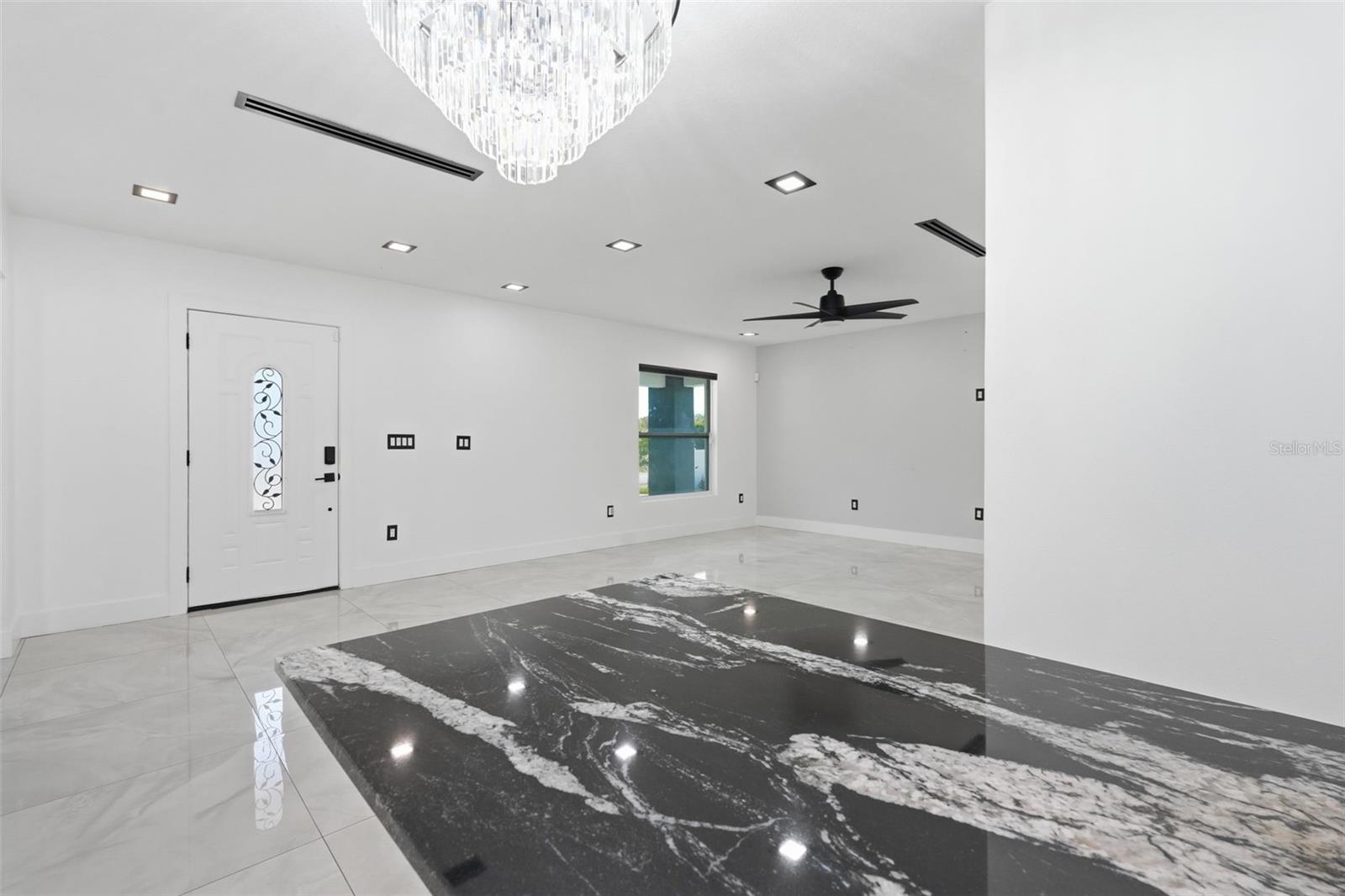 Image 14 of 50 For 10104 Dartmouth Avenue