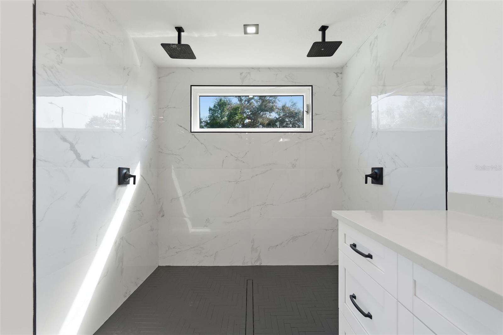 Image 31 of 50 For 10104 Dartmouth Avenue