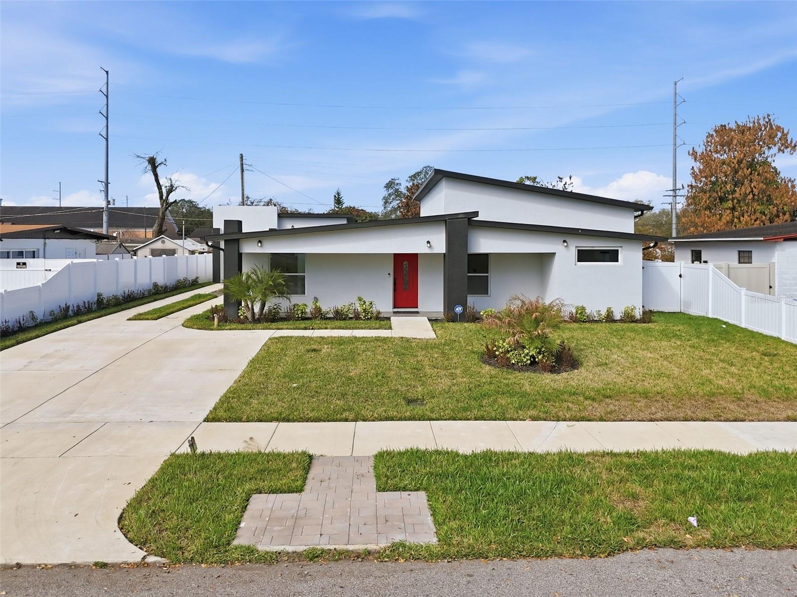 Image 43 of 50 For 10104 Dartmouth Avenue