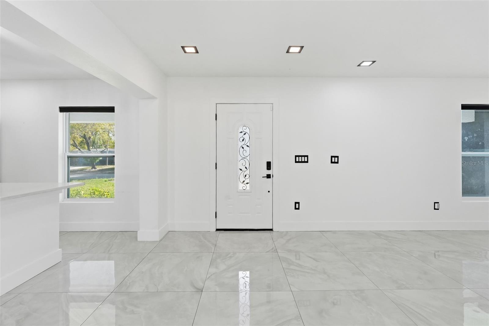 Image 8 of 50 For 10104 Dartmouth Avenue