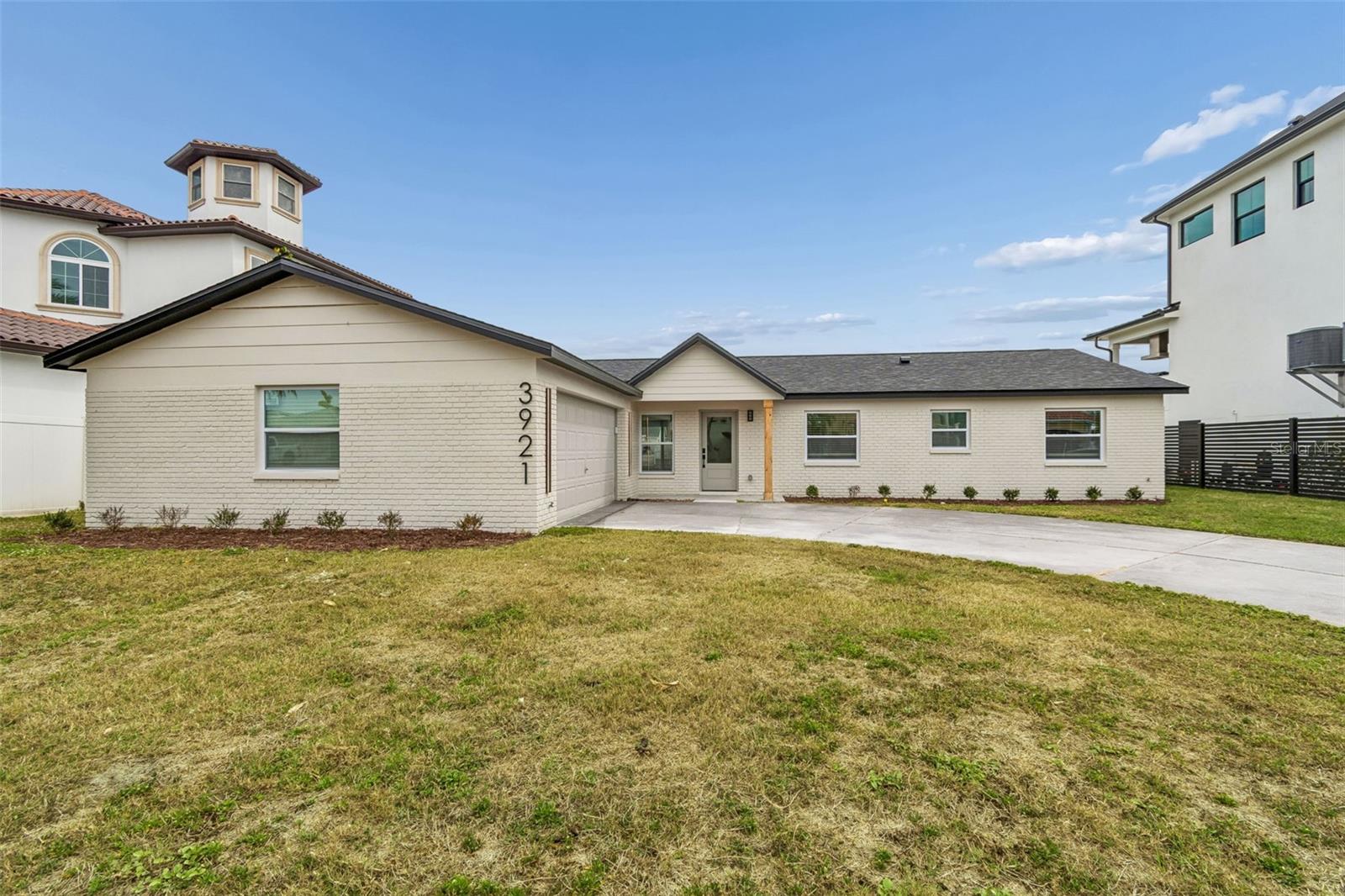 Details for 3921 Versailles Drive, TAMPA, FL 33634