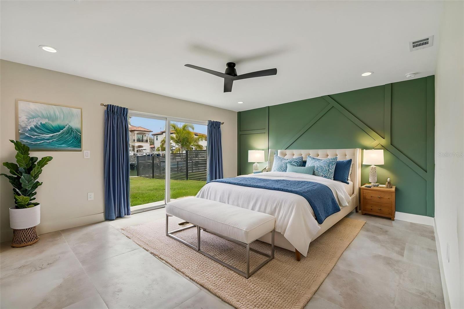 Image 12 of 34 For 3921 Versailles Drive