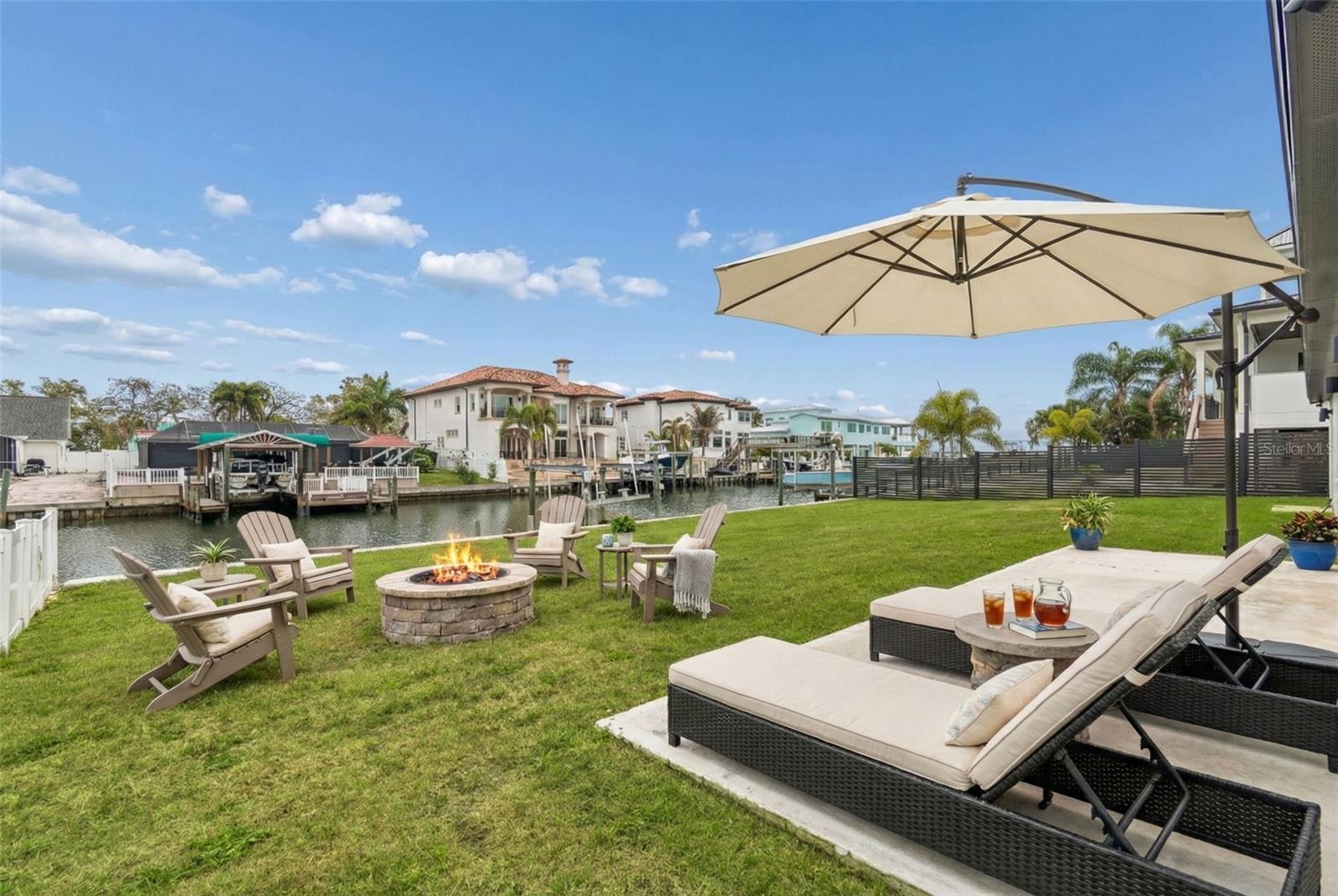 Image 29 of 34 For 3921 Versailles Drive