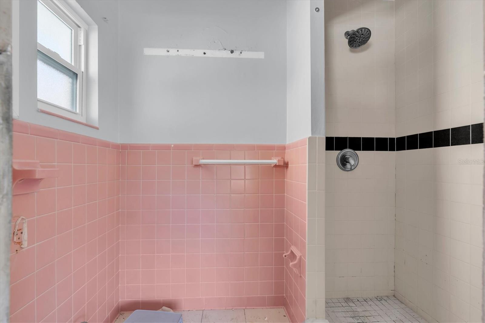 Image 14 of 29 For 735 Snell Isle Boulevard Ne