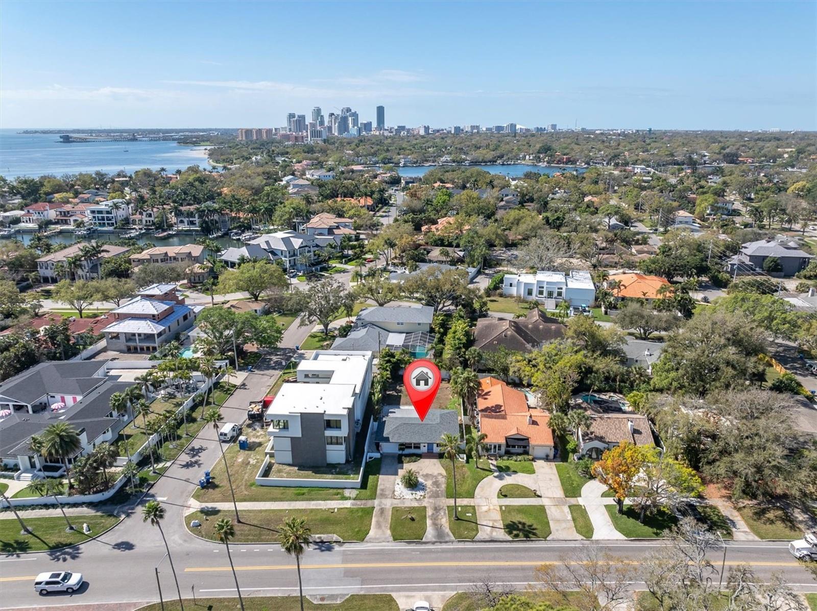 Image 19 of 29 For 735 Snell Isle Boulevard Ne