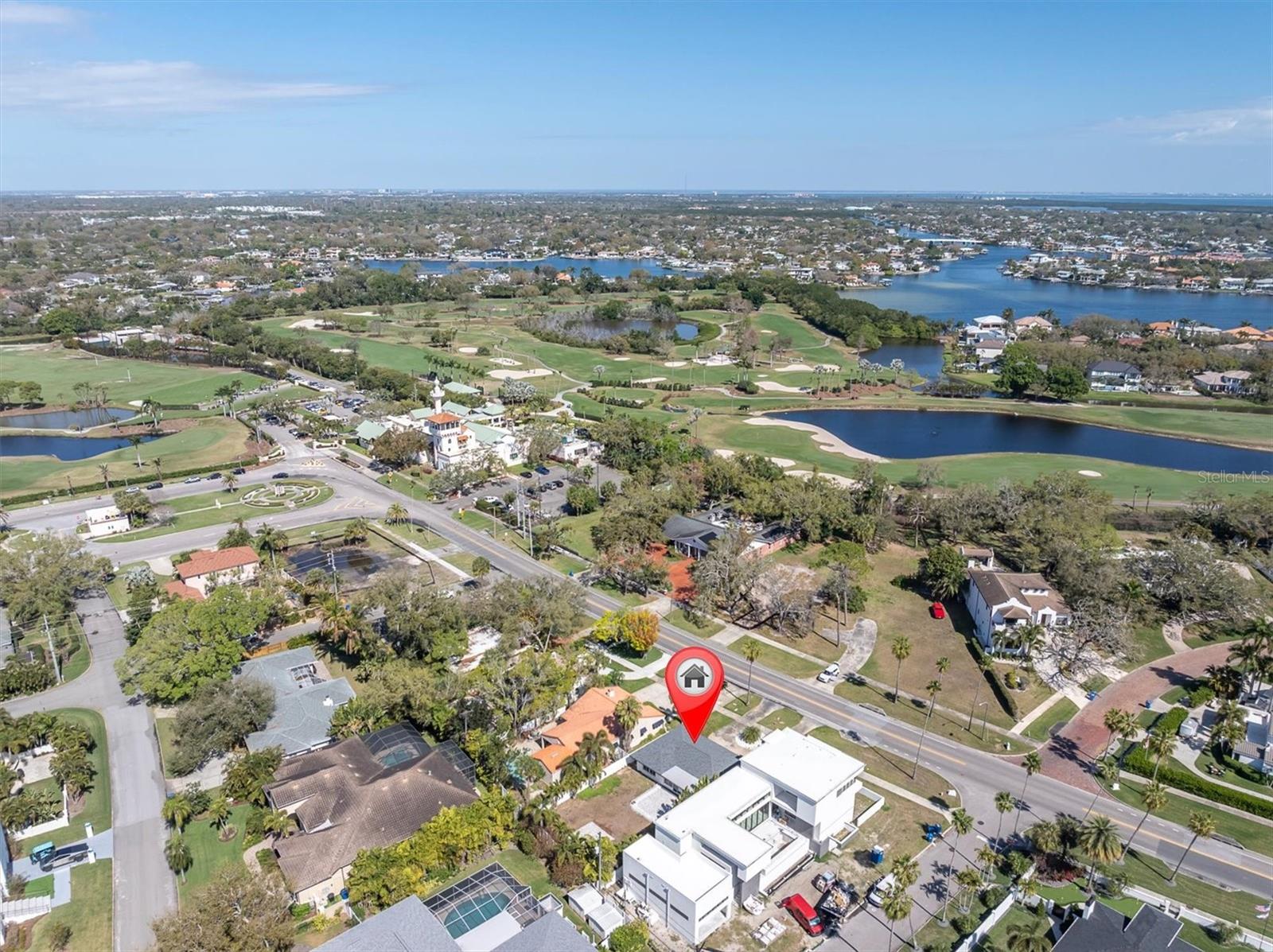 Image 22 of 29 For 735 Snell Isle Boulevard Ne