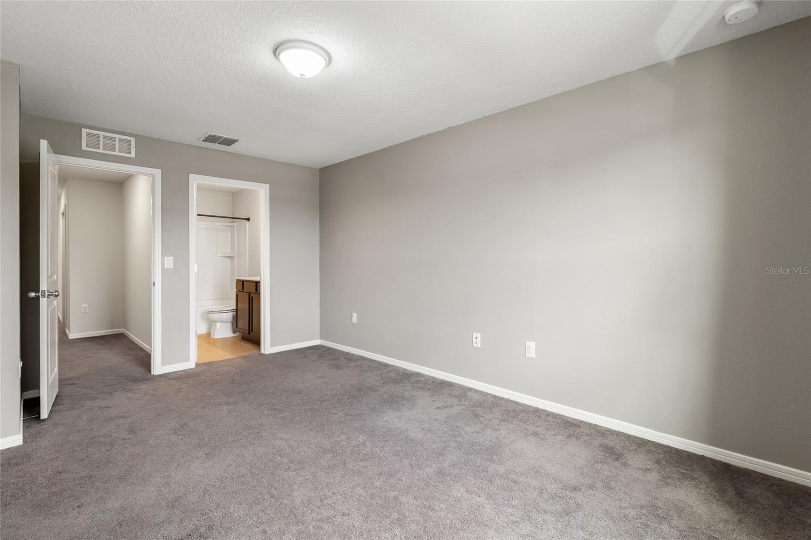 Image 25 of 45 For 5489 Elmview Crossing