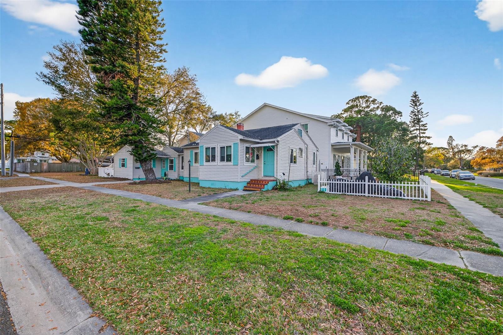 Image 21 of 39 For 500 35th Avenue N