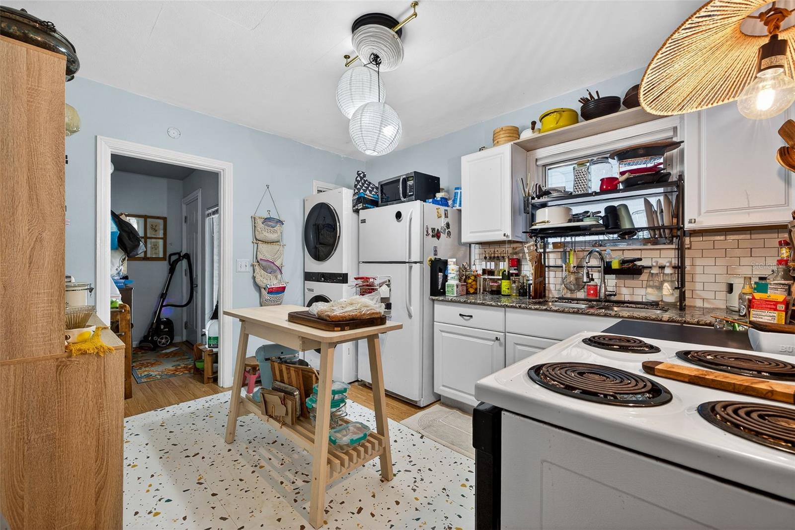 Image 25 of 39 For 500 35th Avenue N