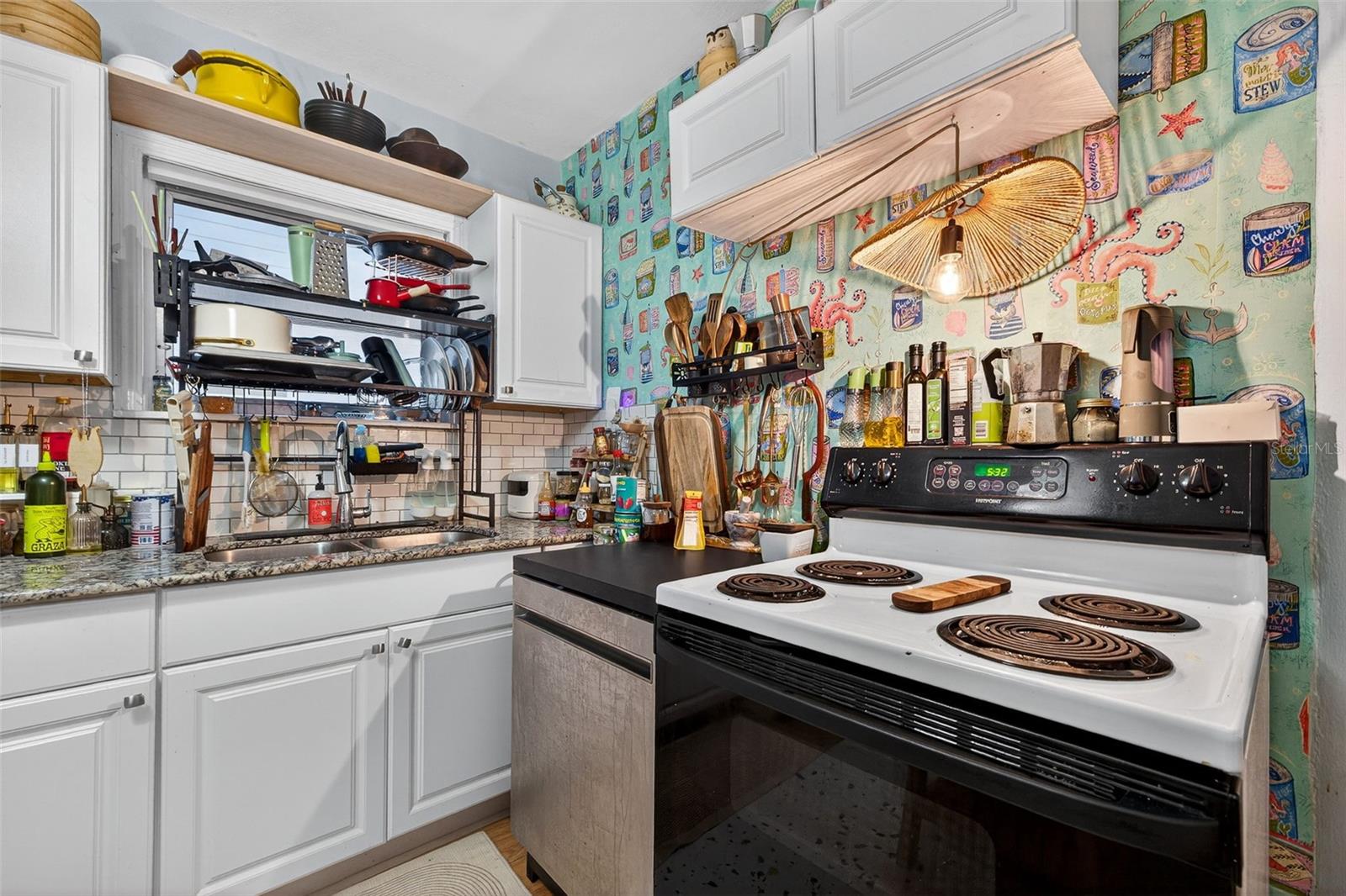 Image 26 of 39 For 500 35th Avenue N