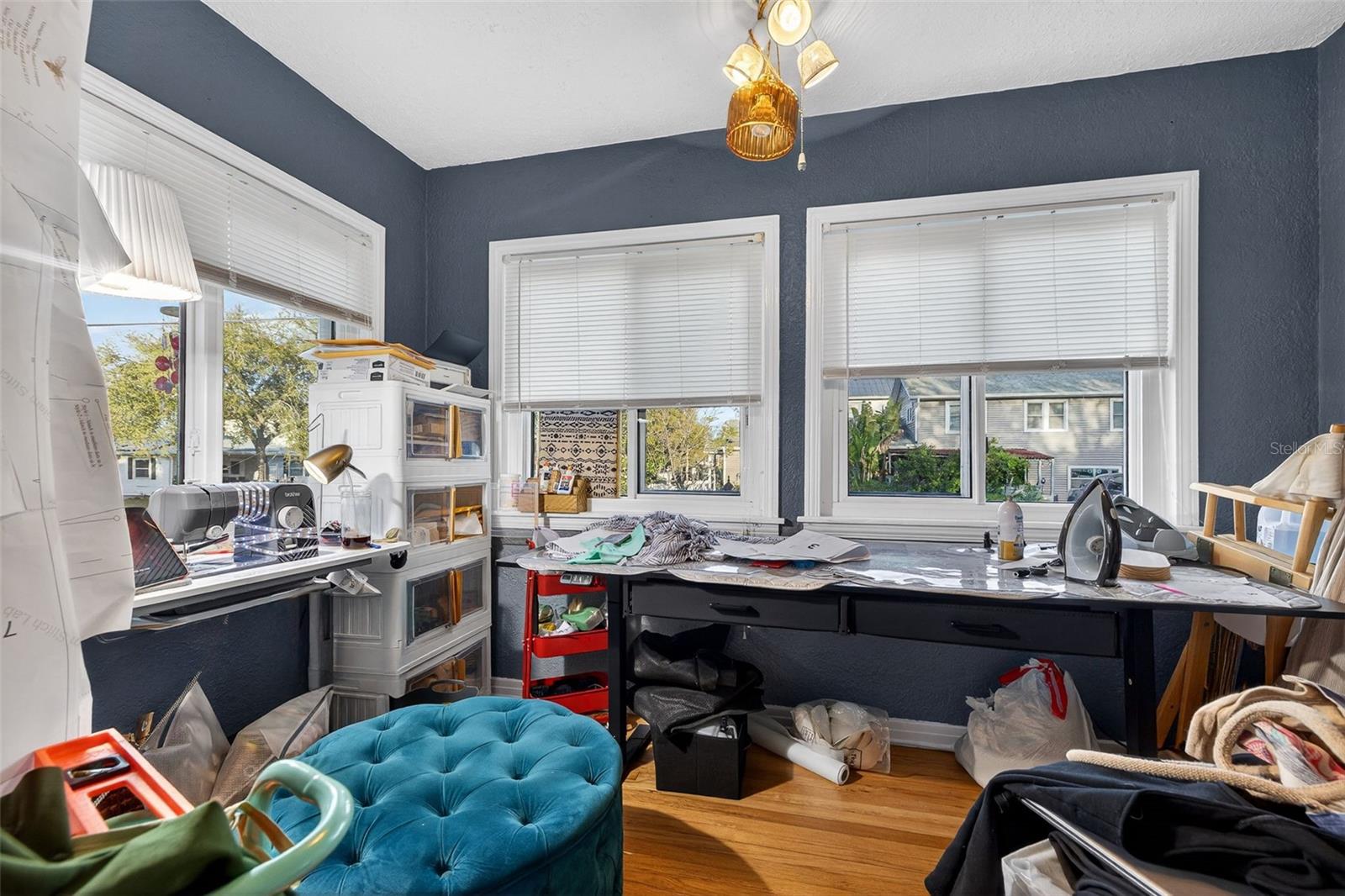 Image 32 of 39 For 500 35th Avenue N