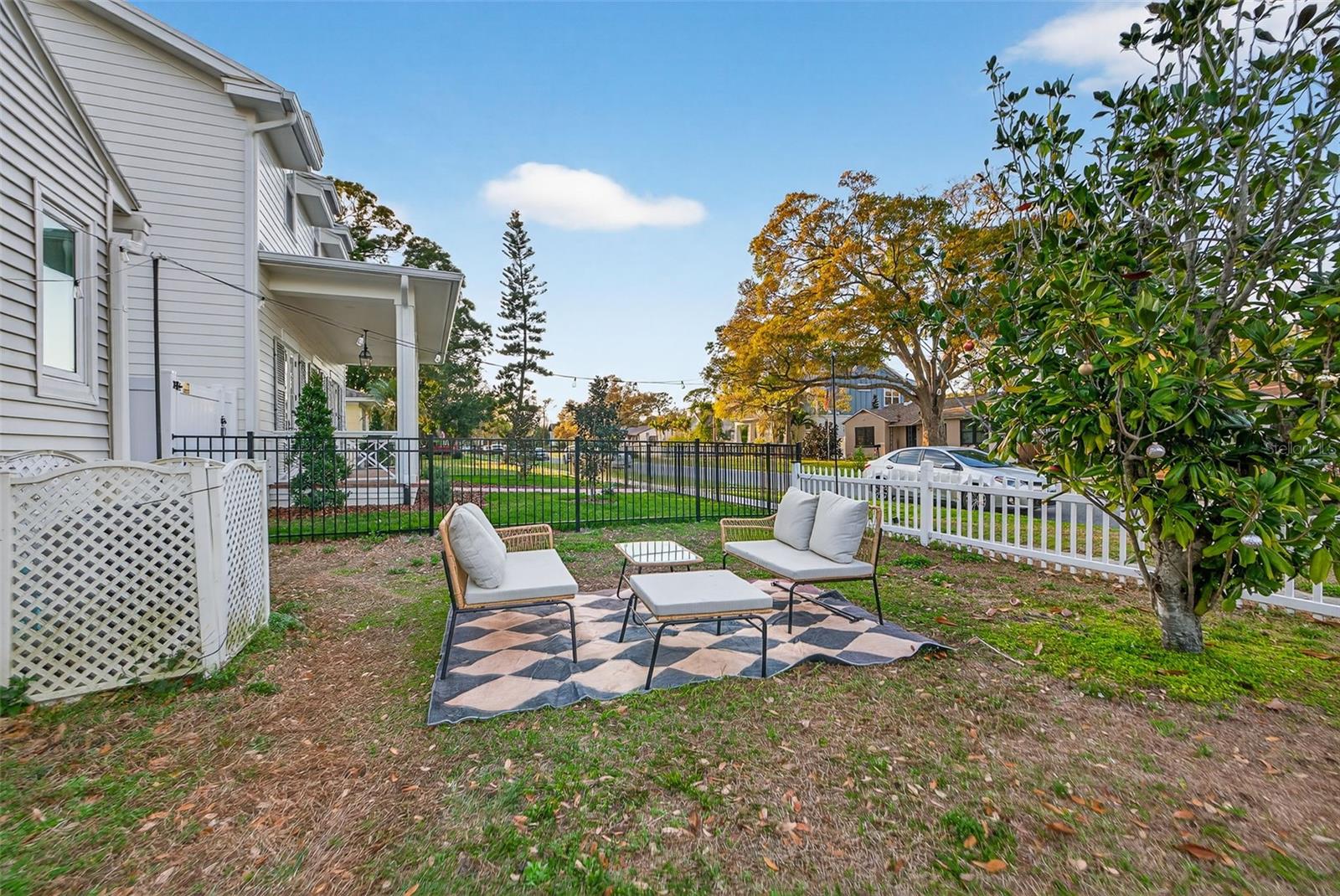 Image 34 of 39 For 500 35th Avenue N