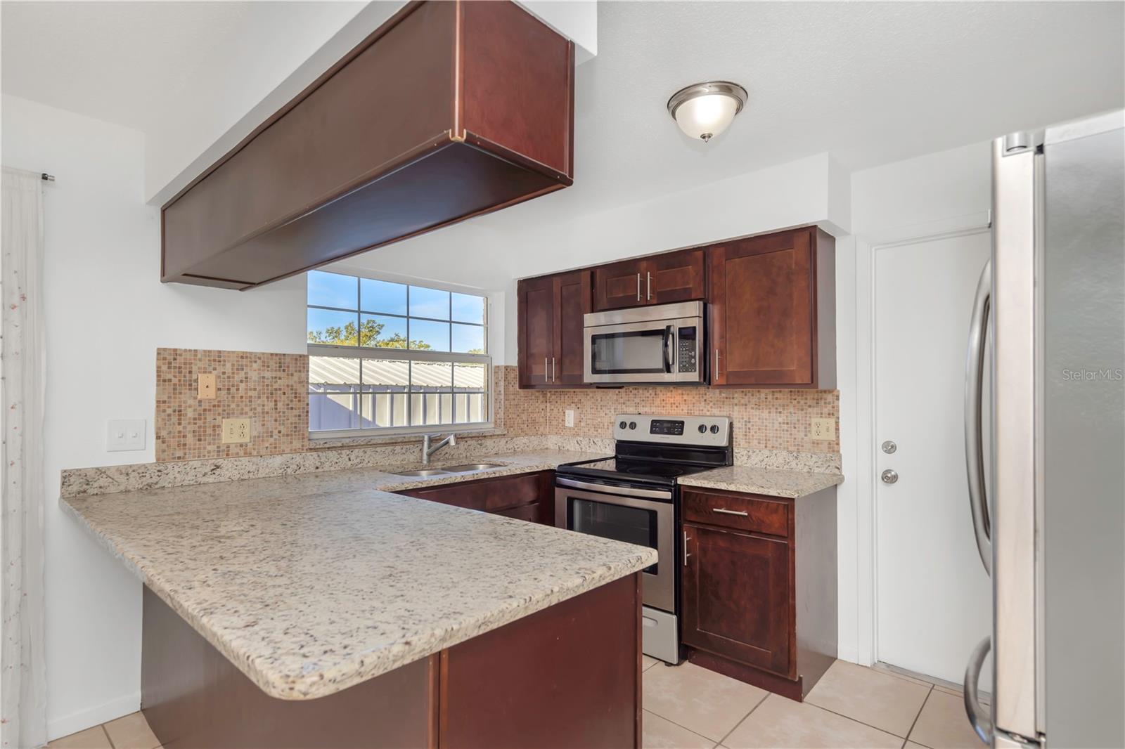 Image 20 of 52 For 8327 Jacqueline Court