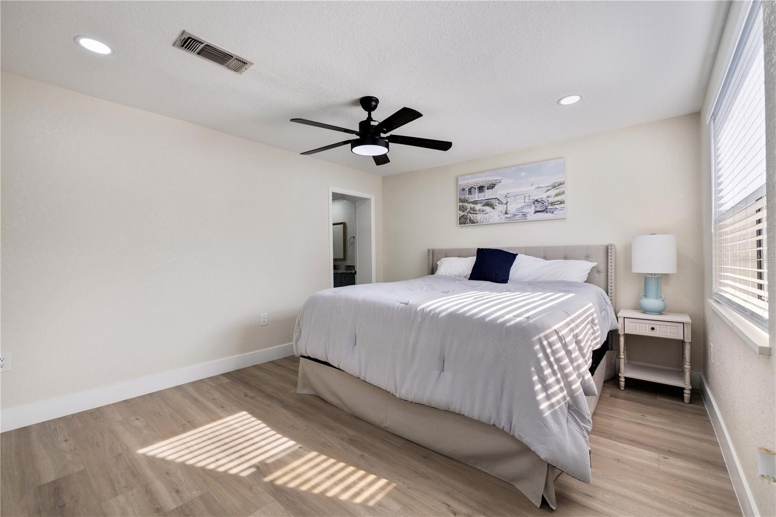 Image 6 of 10 For 490 82nd Avenue