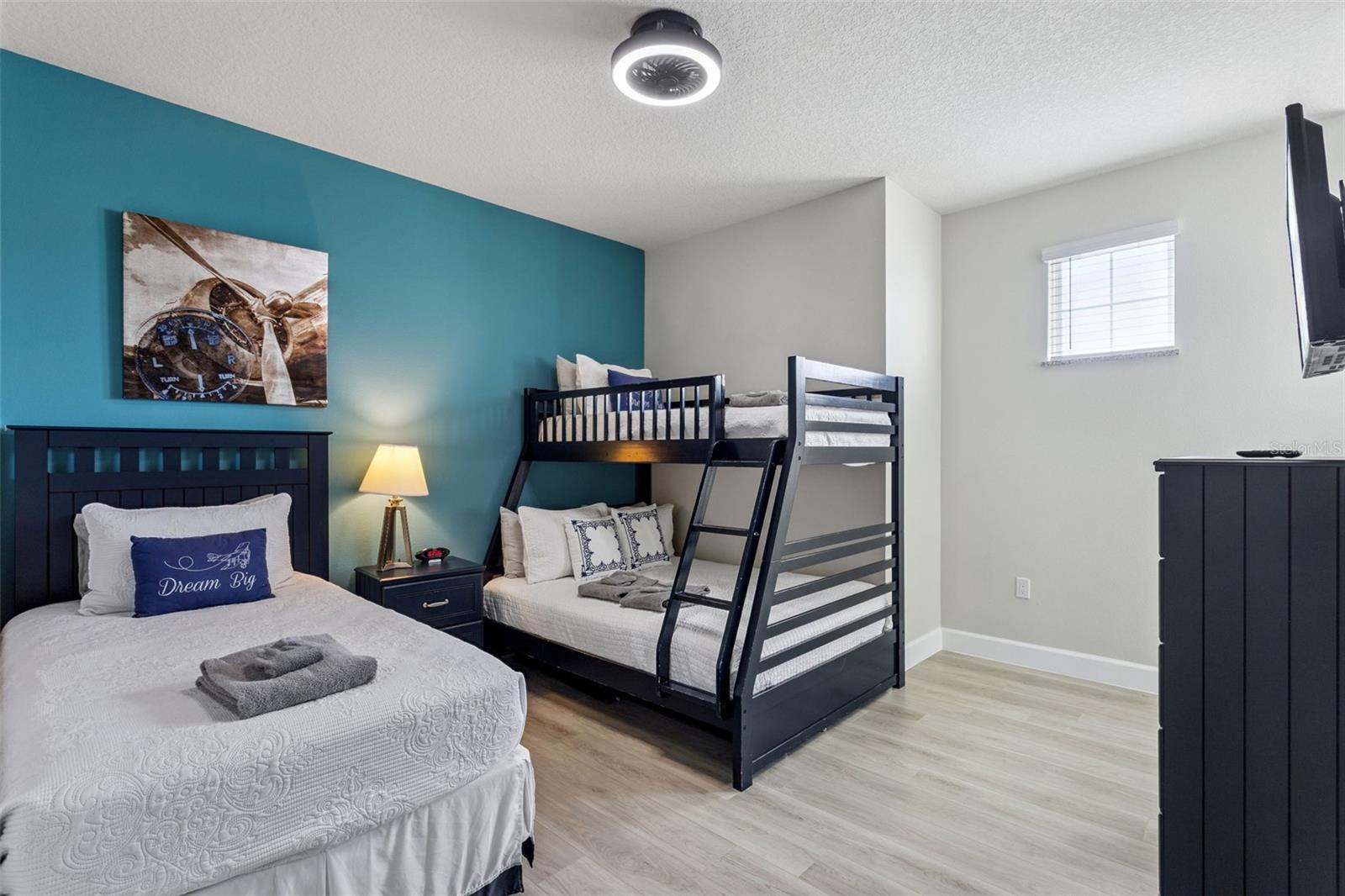 Image 28 of 52 For 1530 Retreat Circle