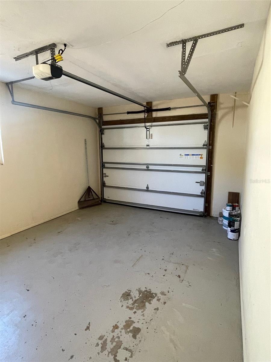 Image 16 of 41 For 6556 27th Street N