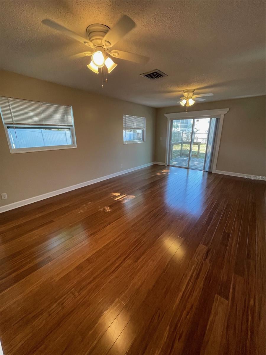 Image 27 of 41 For 6556 27th Street N