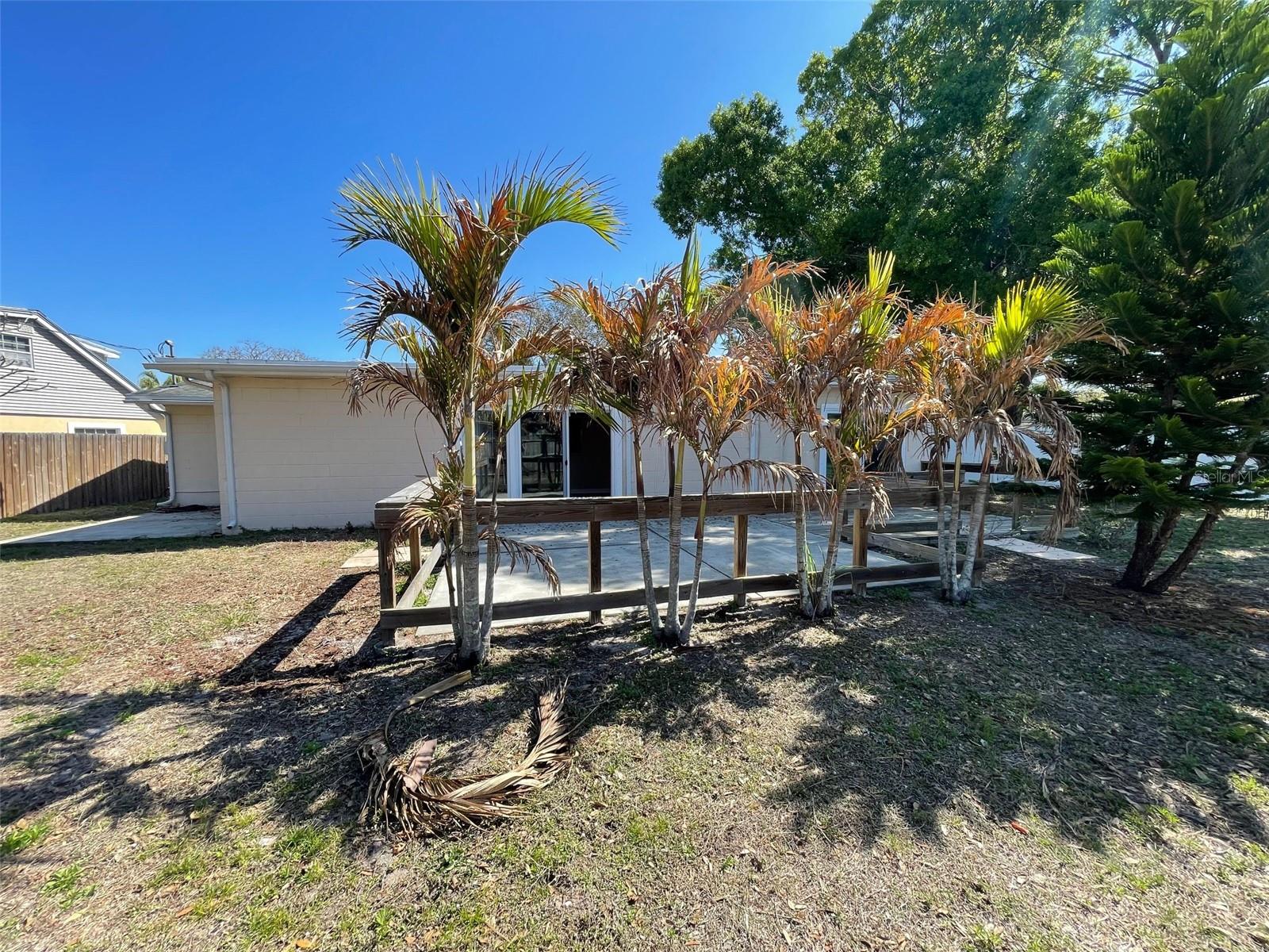 Image 33 of 41 For 6556 27th Street N